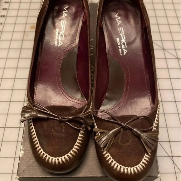 Via Spiga Brown Suede Pumps - Picture 2 of 9